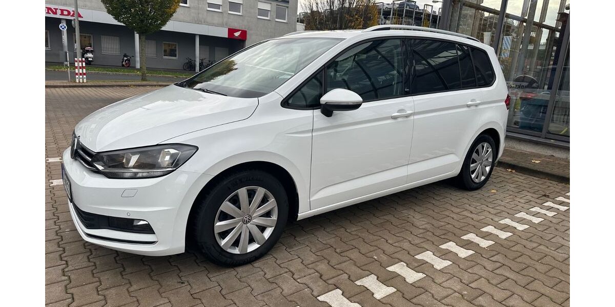 VW Touran 173.492 km 14.900 &euro; Zirndorf 90513