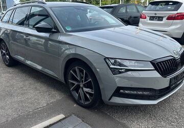 Skoda Superb 89.000 km 30.799 &euro; Fürth bei Nürnberg 90763