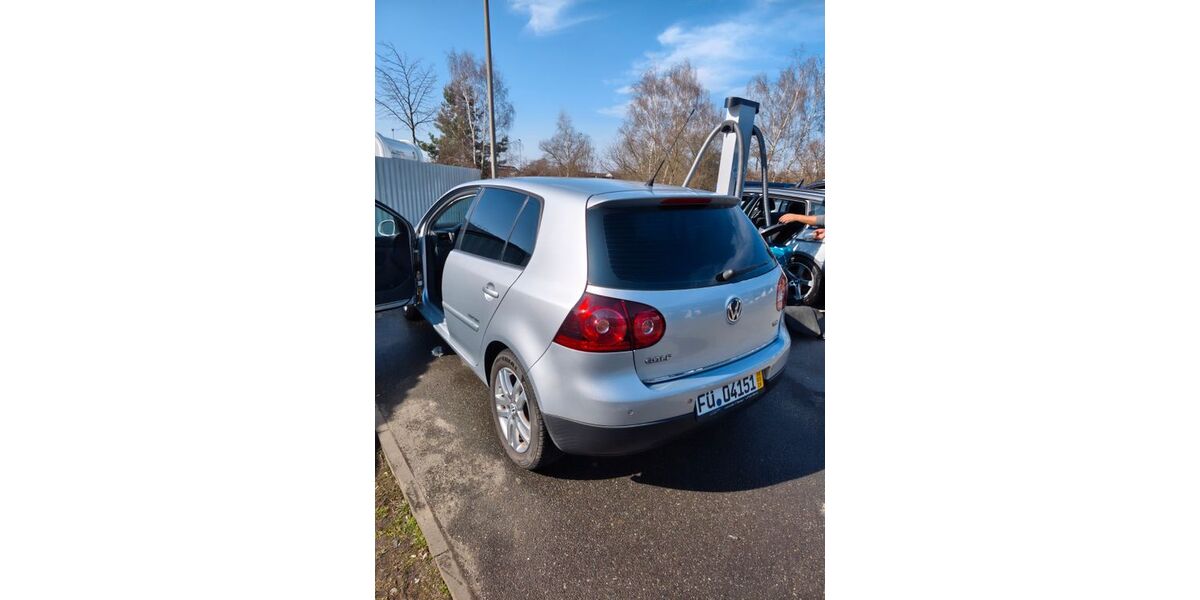 VW Golf 142.000 km 4.700 &euro; Fürth 90763