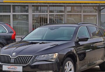 Skoda Superb 83.300 km 23.200 &euro; Nürnberg 90491