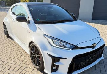 Toyota Yaris 12.600 km 36.990 &euro; Abenberg 91183
