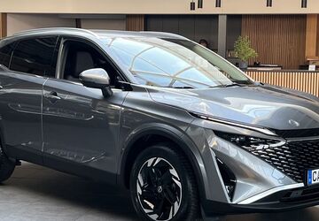 Nissan Qashqai 5.448 km 26.740 &euro; Cadolzburg bei Nürnberg 90556