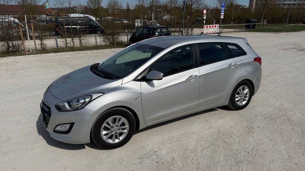 Hyundai i30 198.600 km 7.500 &euro; Neuendettelsau 91564