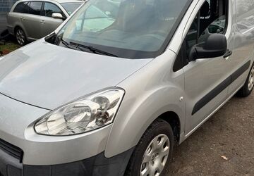 Peugeot Partner 187.000 km 4.850 &euro; Nürnberg 90453