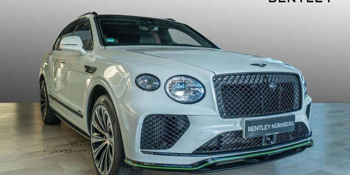Bentley Bentayga 5.000 km 343.870 &euro; Nürnberg 90441