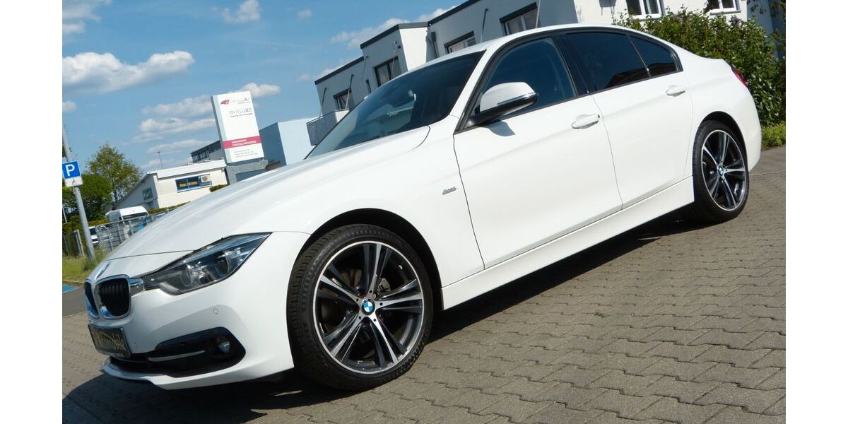 BMW 320 180.000 km 17.490 &euro; Fürth 90763