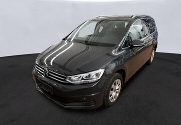 VW Touran 42.695 km 26.290 &euro; Fürth 90763