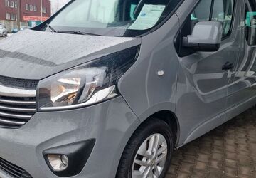 Opel Vivaro 185.600 km 14.999 &euro; Nürnberg 90431