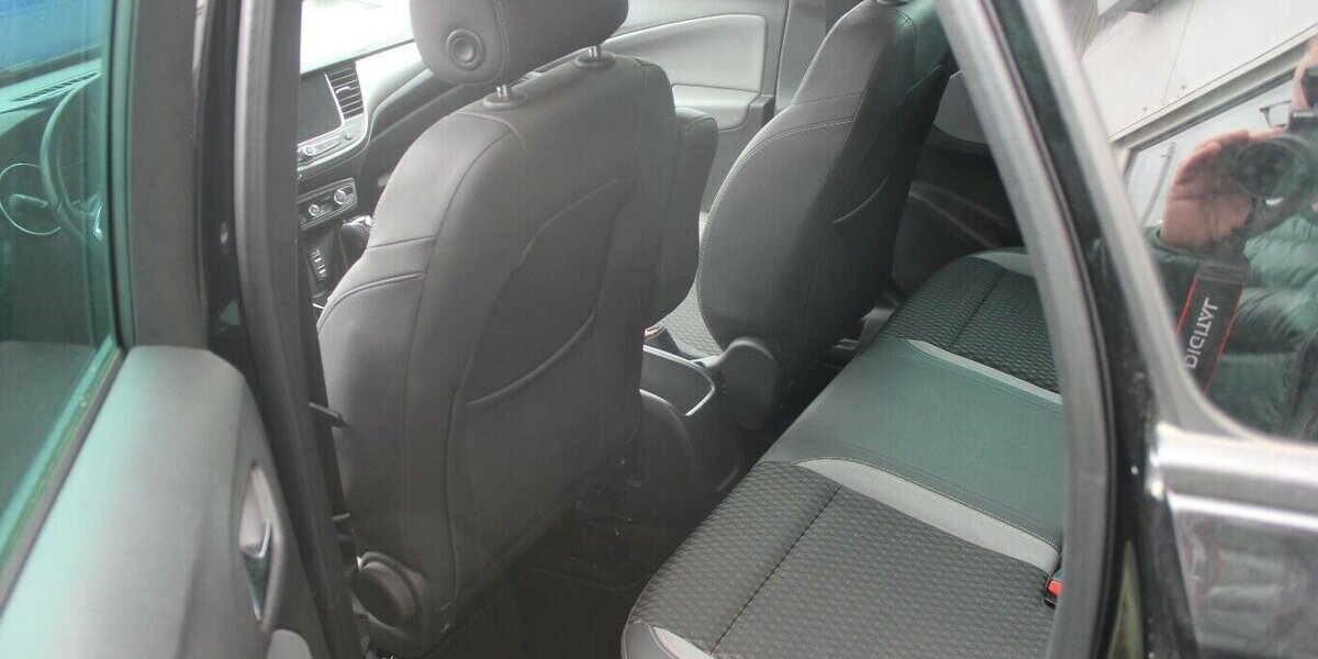 Opel Crossland Innovation 86.889 km 10.990 &euro; Fürth 90763