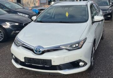 Toyota Auris 200.000 km 11.100 &euro; Fürth 90763