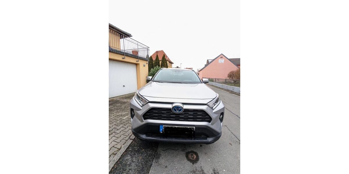 Toyota RAV 4 51.000 km 29.650 &euro; Nürnberg 90409