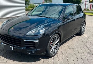 Porsche Cayenne 83.000 km 40.900 &euro; Nürnberg 90427