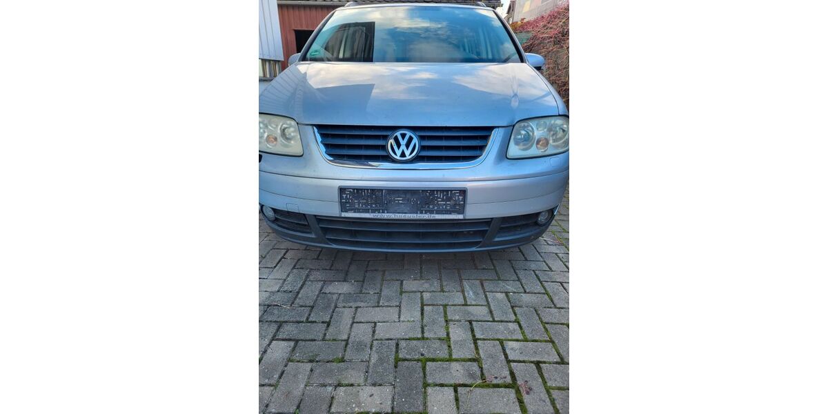 VW Touran 246.000 km 1.000 &euro; Heilsbronn 91560