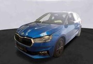 Skoda Fabia 42.115 km 18.380 &euro; Fürth 90763