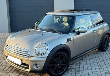 Mini Cooper D 203.840 km 3.990 &euro; Nürnberg 90443