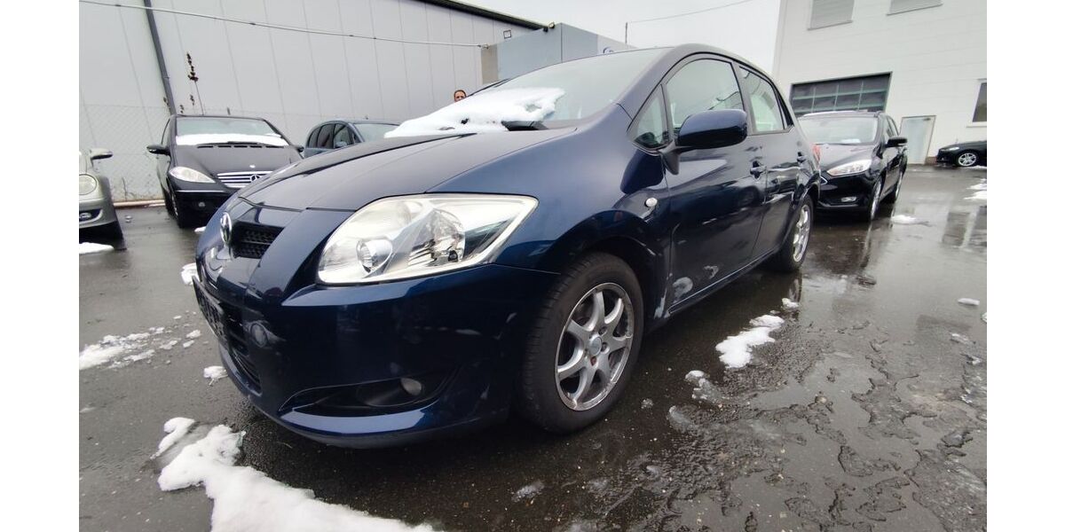 Toyota Auris 133.750 km 3.950 &euro; Fürth 90763