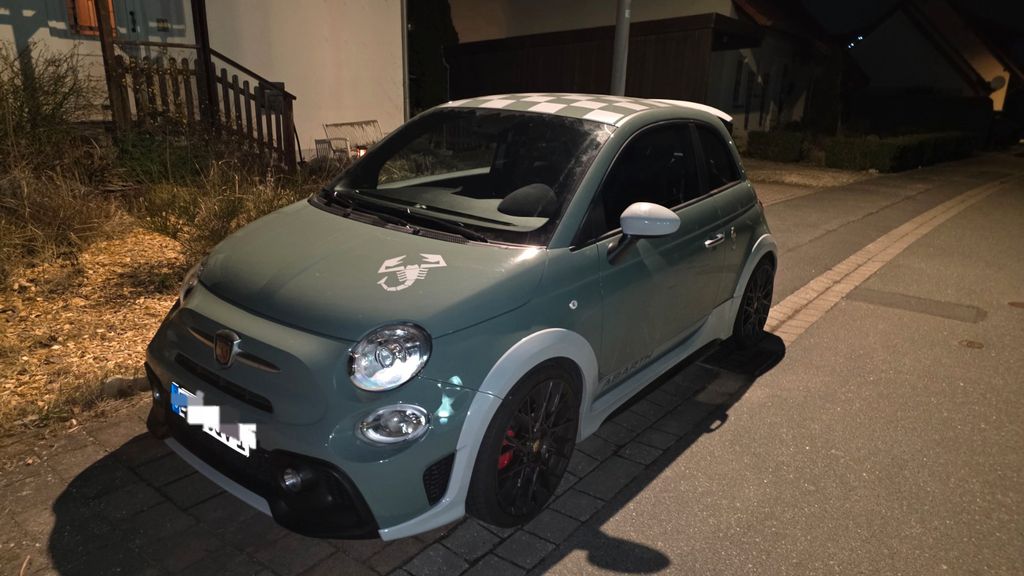 Abarth 695 31.000 km 22.900 &euro; Aurachtal 91086