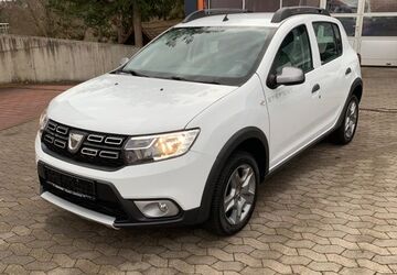 Dacia Sandero 94.000 km 10.900 &euro; Nürnberg 90475