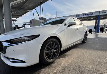 Mazda 3 61.000 km 19.990 &euro; Hagenbüchach 91469