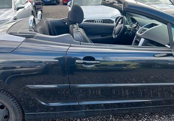 Peugeot 207 111.800 km 2.500 &euro; Buchschwabach bei Nürnberg 90574