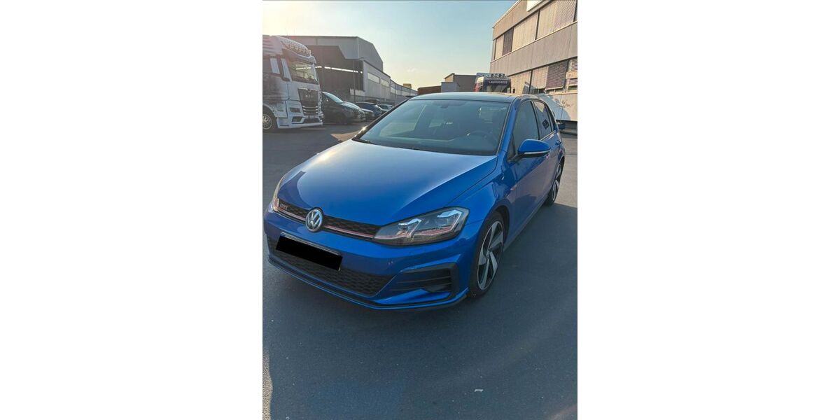 VW Golf 104.000 km 21.999 &euro; Nürnberg 90427
