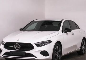 Mercedes-Benz A 250 8.227 km 35.399 &euro; Altdorf 90518