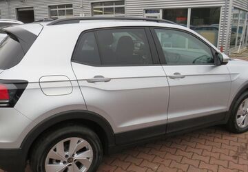 VW T-Cross 25.890 km 22.940 &euro; Nürnberg 90431