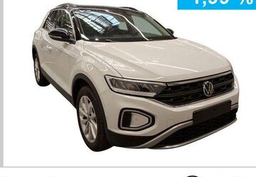 VW T-Roc 4.200 km 27.904 &euro; Fürth 90762