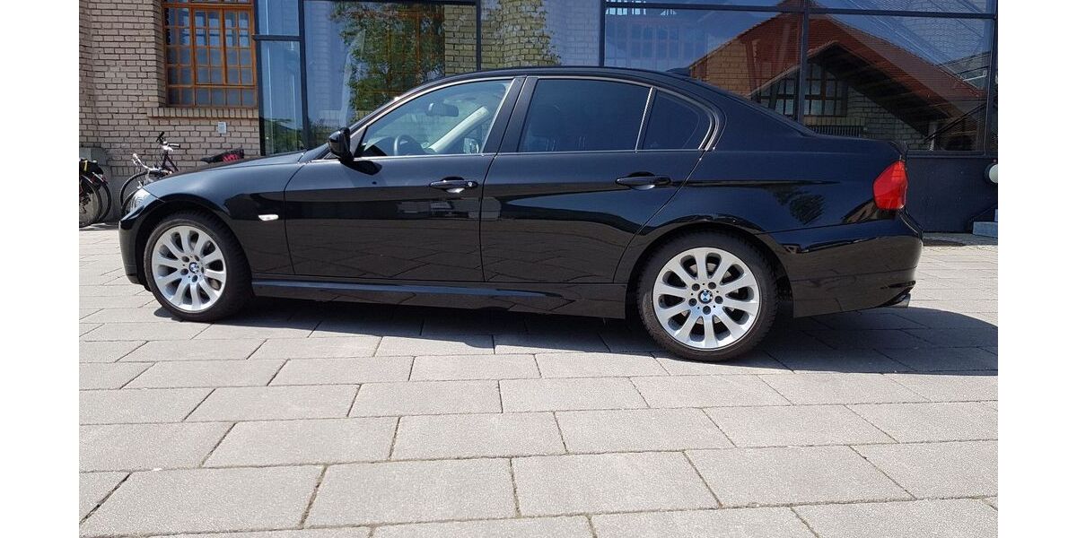 BMW 320 87.100 km 15.900 &euro; Höchstadt 91315