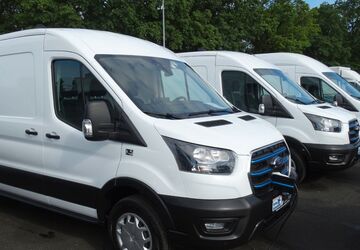 Ford Transit 7.291 km 32.450 &euro; Fürth bei Nürnberg 90763