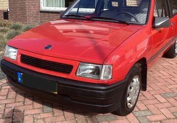 Opel Corsa 40.000 km 6.500 &euro; Stein 6171J