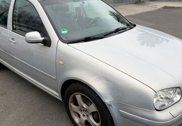 VW Golf 240.000 km 2.299 &euro; Nürnberg 90411