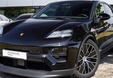 Porsche Macan 29.900 km 83.990 &euro; Nürnberg 90425