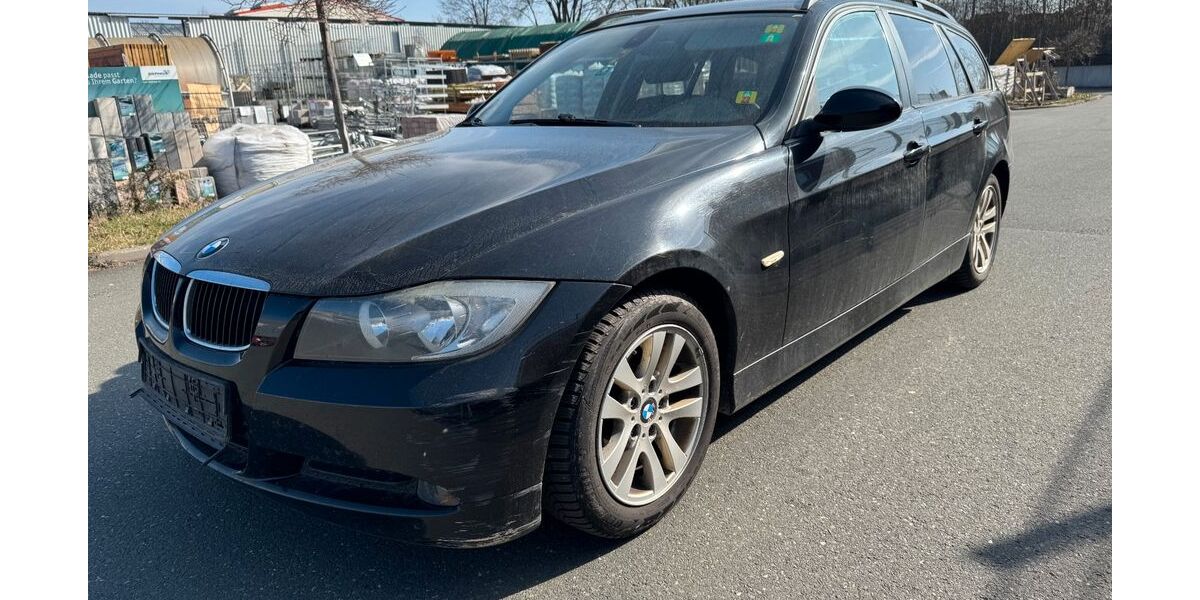 BMW 318 228.352 km 1.100 &euro; Nürnberg 90425