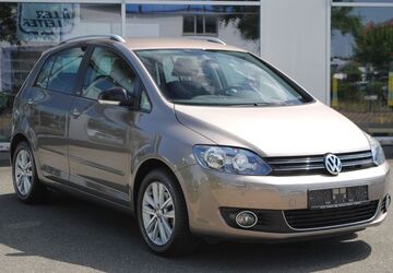 VW Golf 73.000 km 9.300 &euro; Fürth 90768
