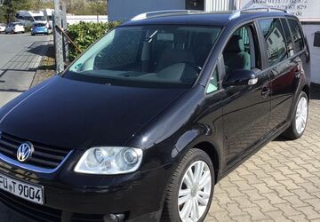 VW Touran 245.000 km 3.700 &euro; Erlangen 91056