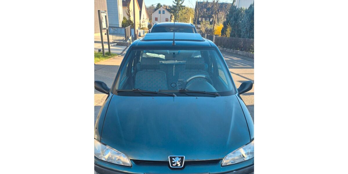 Peugeot 106 70.000 km 2.590 &euro; Roth 91154