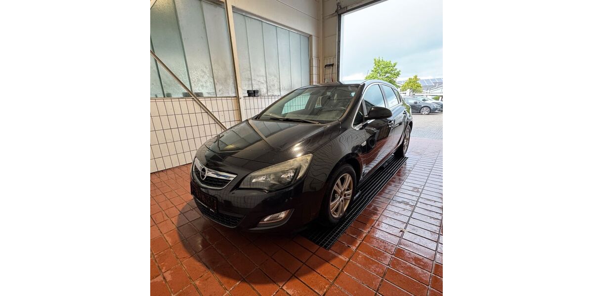 Opel Astra 238.000 km 2.900 &euro; Fürth 90763