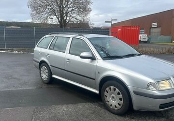 Skoda Octavia 300.000 km 1.650 &euro; Schwabach 91126