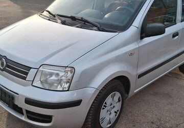 Fiat Panda 133.821 km 2.270 &euro; Fürth 90763