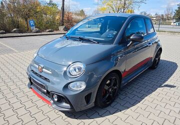 Abarth 695 141.075 km 11.500 &euro; Erlangen 91056