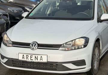 VW Golf 124.500 km 10.999 &euro; Nürnberg 90431