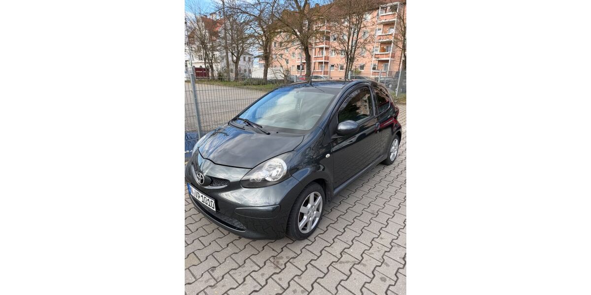 Toyota Aygo (X) 211.000 km 1.800 &euro; Nurnberg 90411