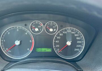 Ford Focus 354.189 km 600 &euro; Nürnberg 90431