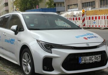 Suzuki Swace 1.8 Hybrid Comfort+ 22.500 km 21.990 &euro; Fürth 90763