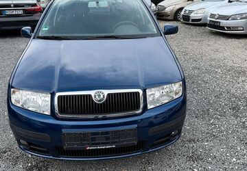 Skoda Fabia 74.000 km 3.990 &euro; Fürth 90763