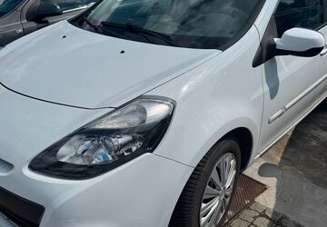 Renault Clio 230.000 km 1.799 &euro; Fürth 90768