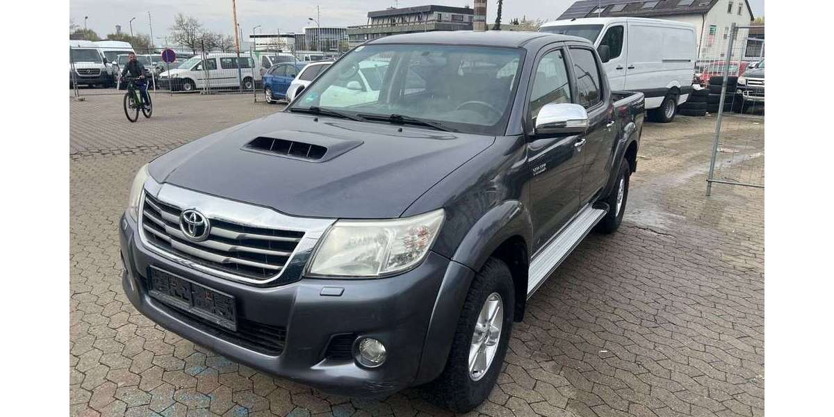 Toyota Hilux 220.000 km 12.500 &euro; Nürnberg 90431