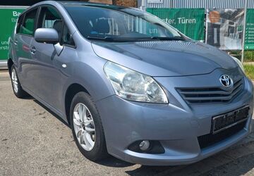Toyota Verso 285.000 km 3.490 &euro; Fürth 90763