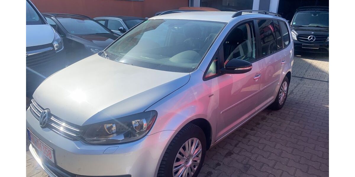 VW Touran 364.000 km 2.990 &euro; Fürth 90763